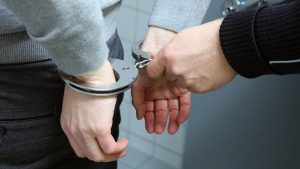 handcuffs 2102488 1280 300x169 KEY BISCAYNE Child Support Attorney